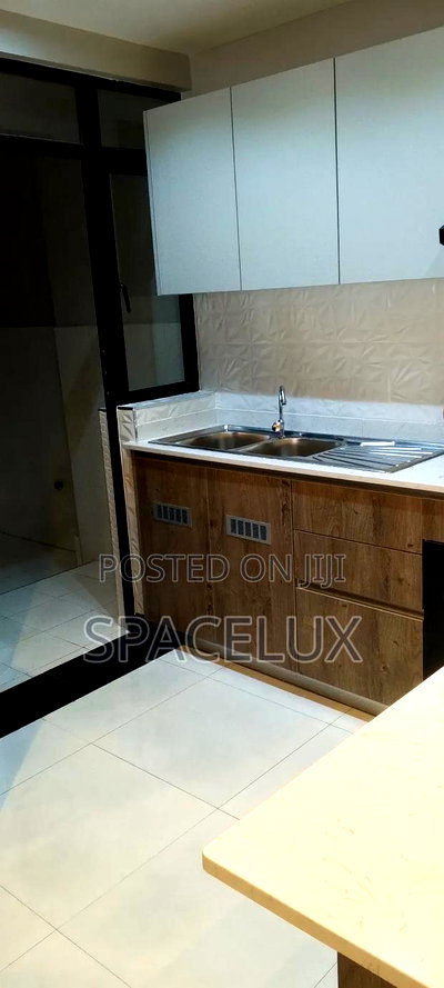 2bdrm Apartment in Parklands for sale - Image 3