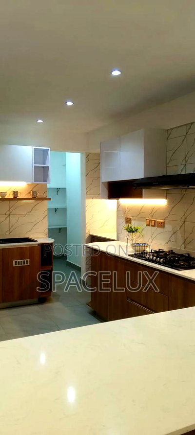 2bdrm Apartment in Parklands for sale - Image 10