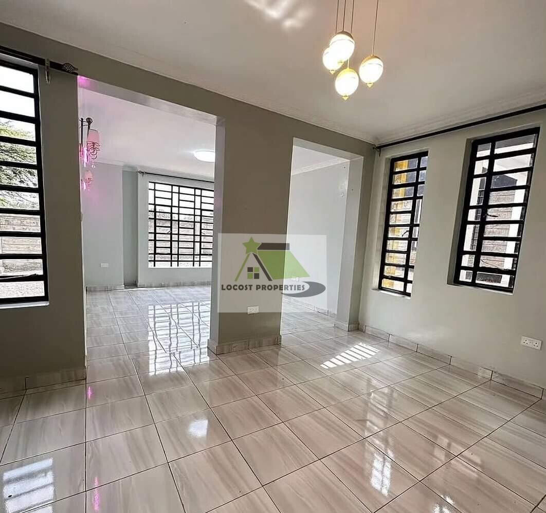 4BR Townhouse with Rooftop Space & Ensuites - Gikambura