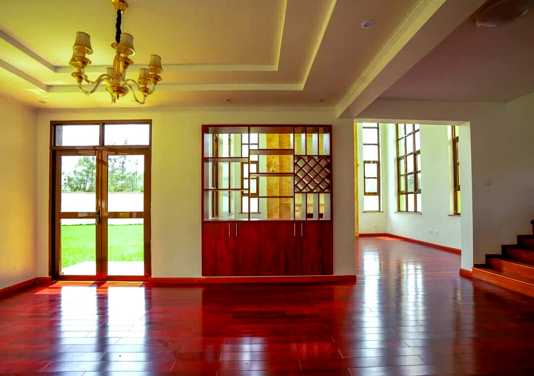 5-Ensuite Villa on Half-Acre with DSQ – Gated Karen