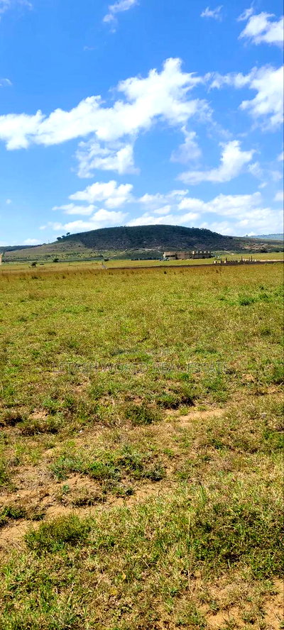 Just 1km From the Maimahiu Highway, 50 by 100 Feet - Image 1