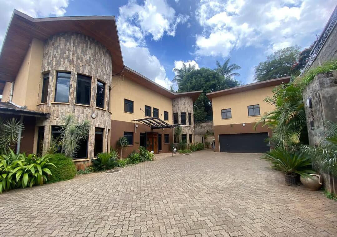 5-Ensuite Townhouse with Generator & Borehole - Loresho