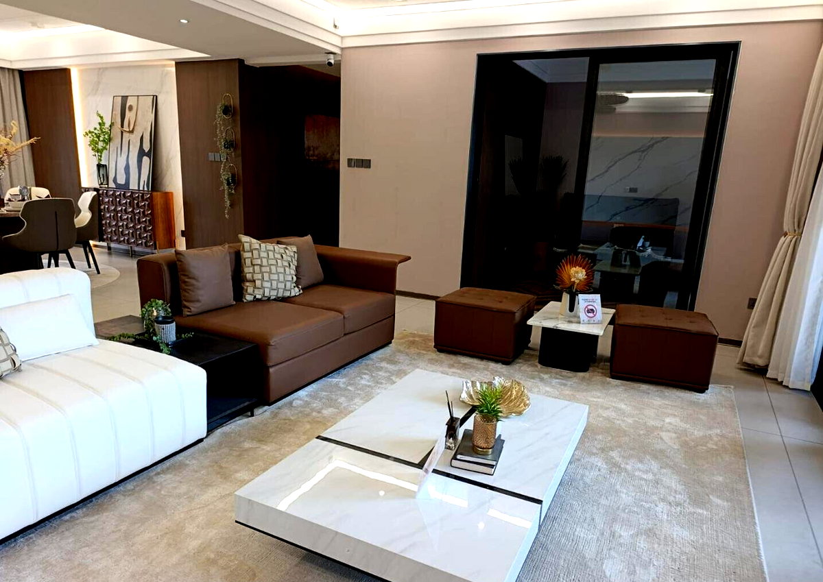 5BR All-Ensuite with Private Office & Heated Pool - Kilimani