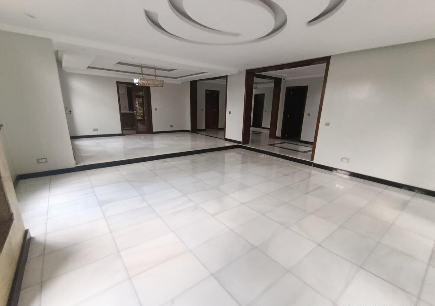 6-Ensuite Villa with Fireplace & Study - Lavington Gated Estate