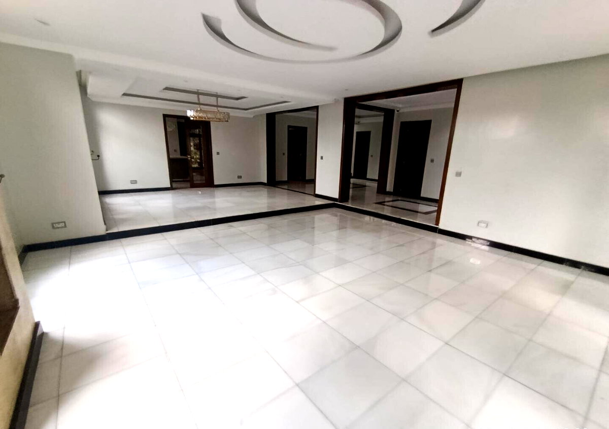 6-Ensuite Villa with Fireplace & Study - Lavington Gated Estate