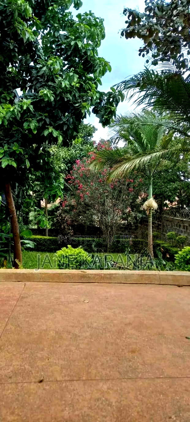 Commercial Building for Sale in Marurui/ Thome Estate 150m