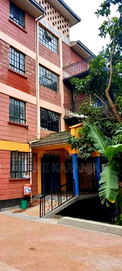 Commercial Building for Sale in Marurui/ Thome Estate 150m - Image 2