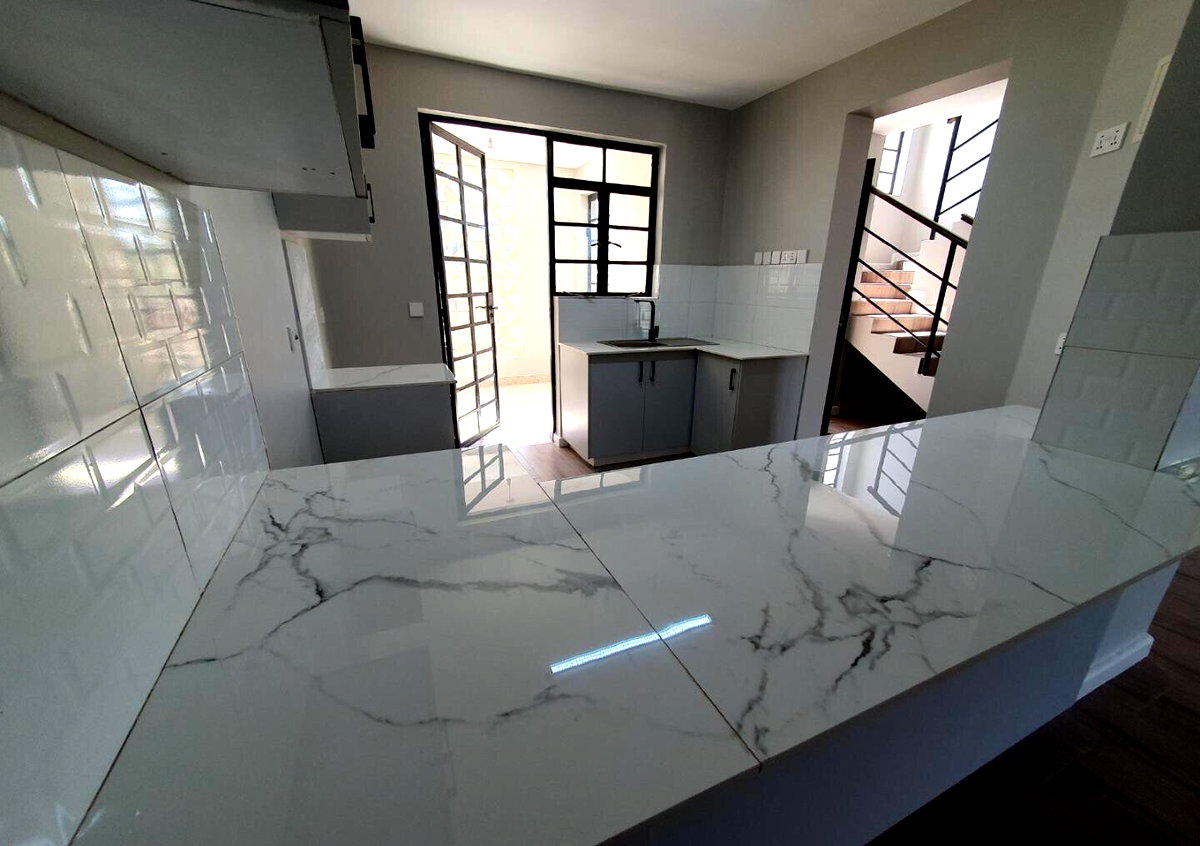 4BR Nature-Integrated Townhouse with Courtyards - Kitengela