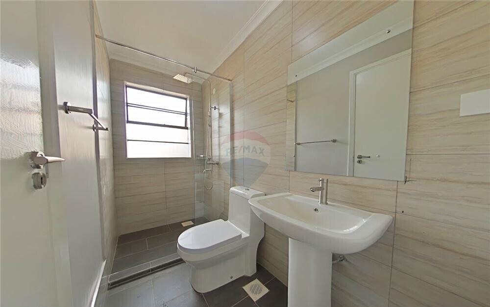 4BR Nature-Integrated Townhouse with Courtyards - Kitengela