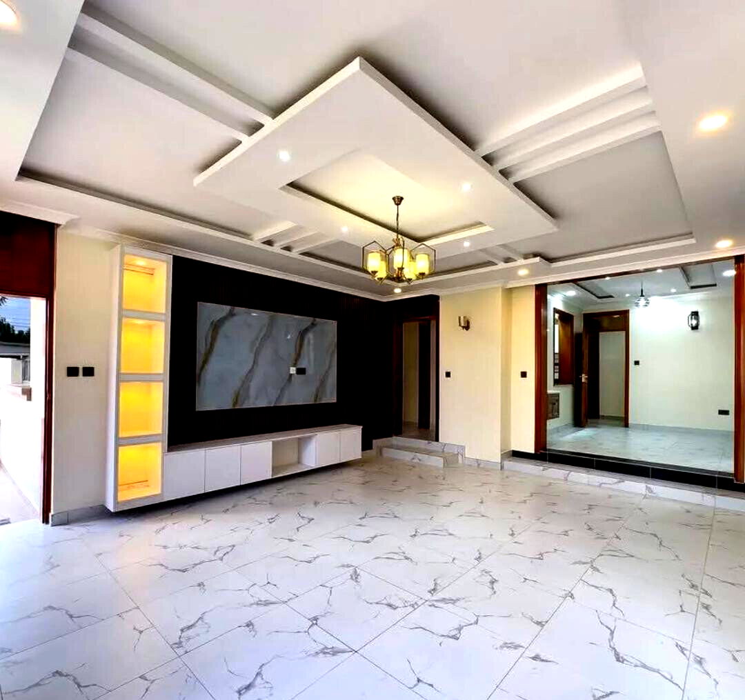 4BR All Ensuite Townhouse with Office & Rooftop Terrace - Kahawa West