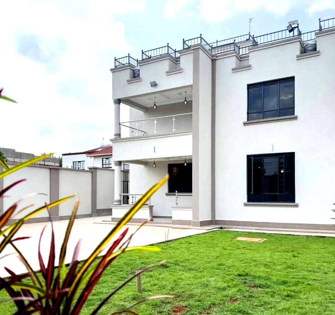4BR All Ensuite Townhouse with Office & Rooftop Terrace - Kahawa West
