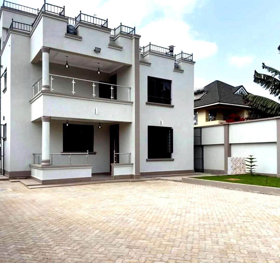 4BR All Ensuite Townhouse with Office & Rooftop Terrace - Kahawa West