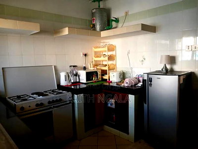 3bdrm Apartment in Nyali for sale - Image 5