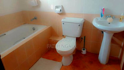 3bdrm Apartment in Nyali for sale - Image 10