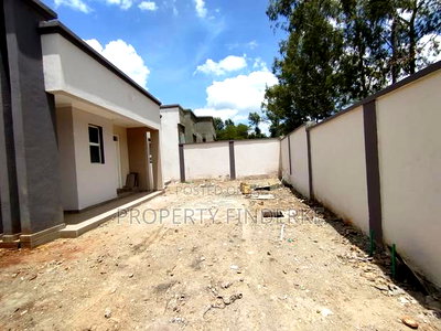 3bdrm Bungalow in Nkoroi for sale - Image 18