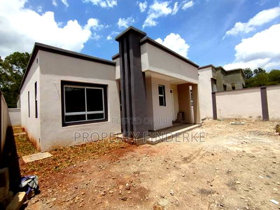 3bdrm Bungalow in Nkoroi for sale - Image 1