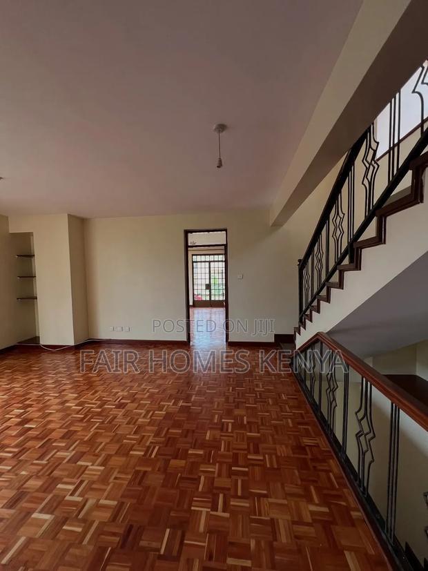 4bdrm Townhouse / Terrace in Kabasiran Avenue, Lavington for rent
