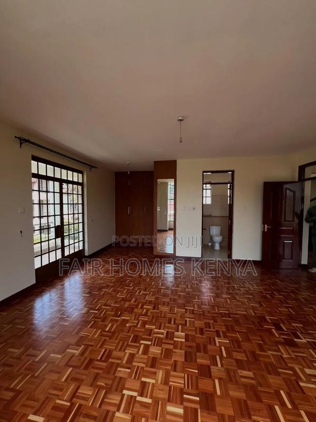 4bdrm Townhouse / Terrace in Kabasiran Avenue, Lavington for rent