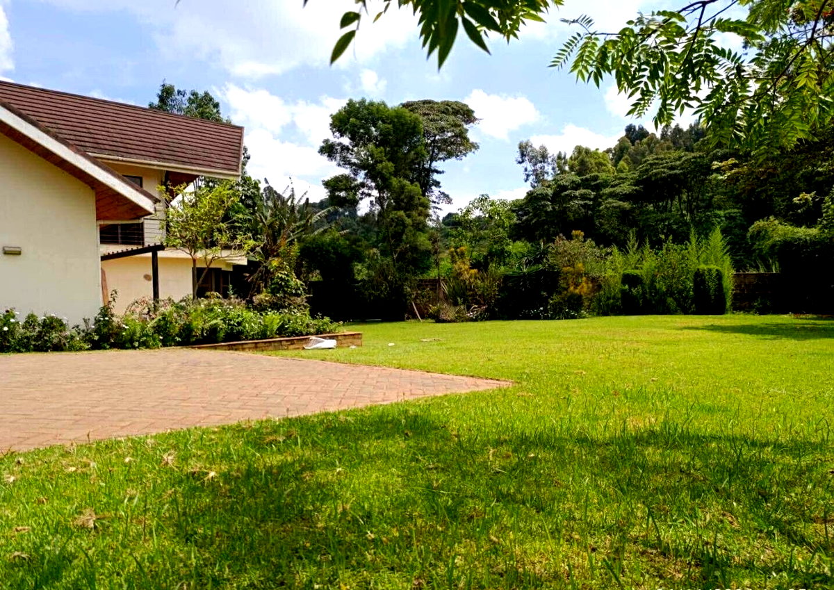 4-Bed Townhouse with DSQ & Basement – Miotoni, Karen