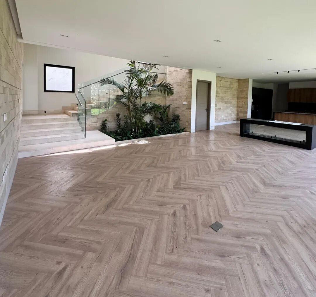 5-Ensuite Townhouse with Indoor Garden & Rooftop Terrace - Lavington