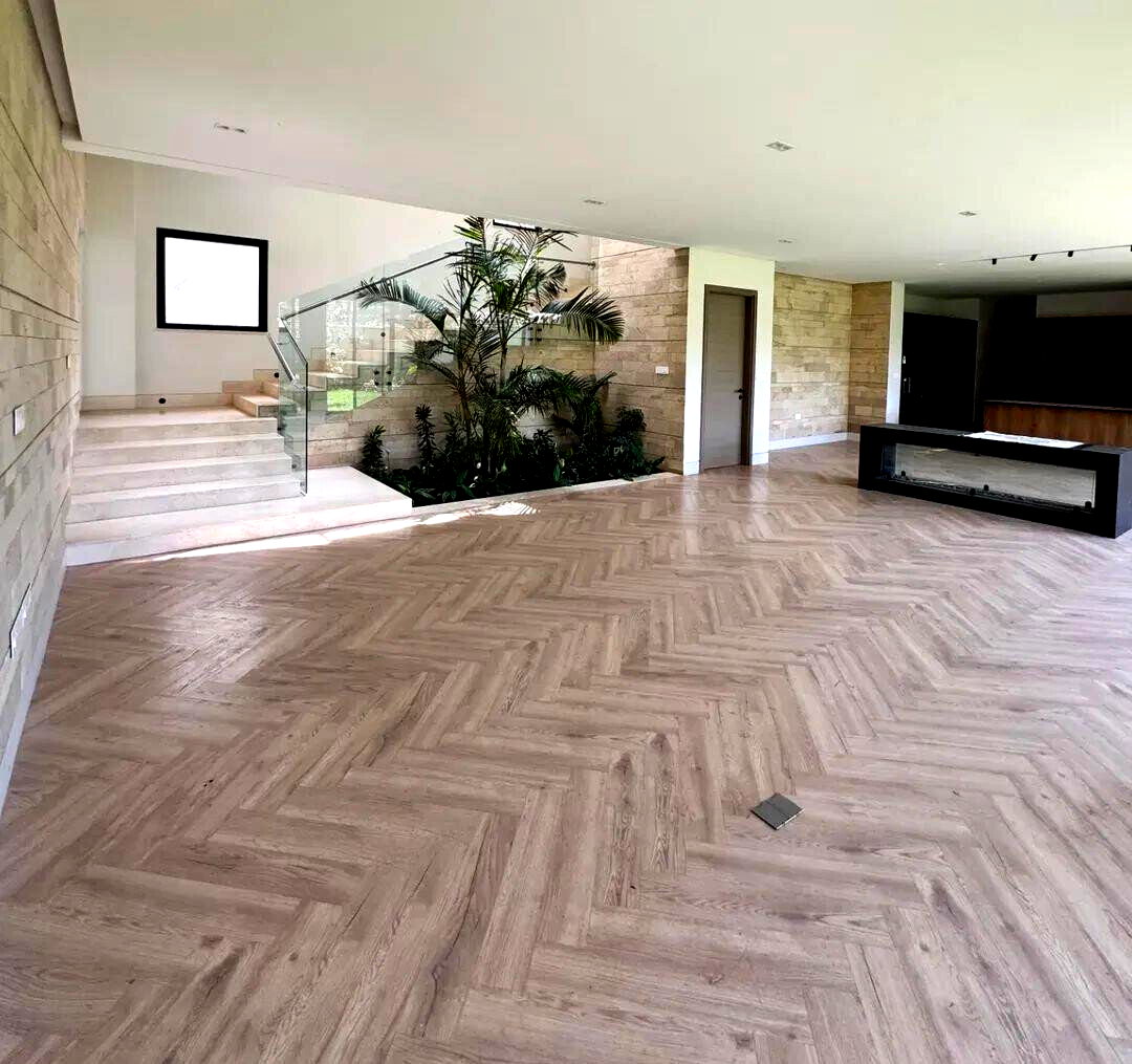 5-Ensuite Townhouse with Indoor Garden & Rooftop Terrace - Lavington