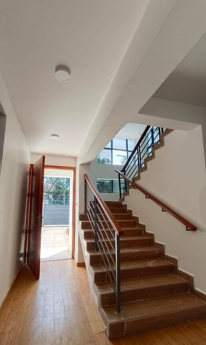 4-Bedroom Duplex Townhouse with Enclosed Garden - Lavington