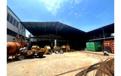 0.9 Acre Commercial Gem for KSh 260M