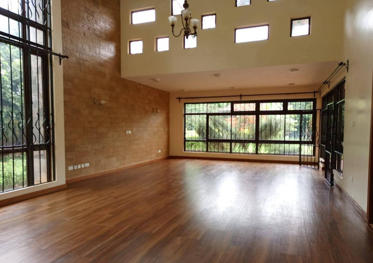 Spacious 5BR Garden Home at KSh 450K