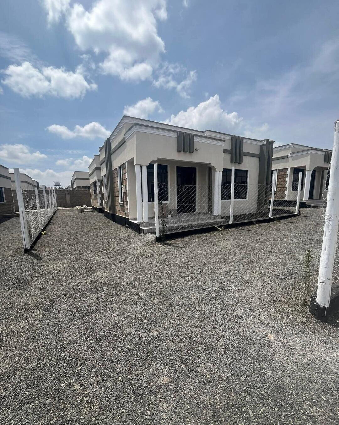 3BR Townhouse with 2 Ensuites in Gated Nkoroi - KES 6.5M