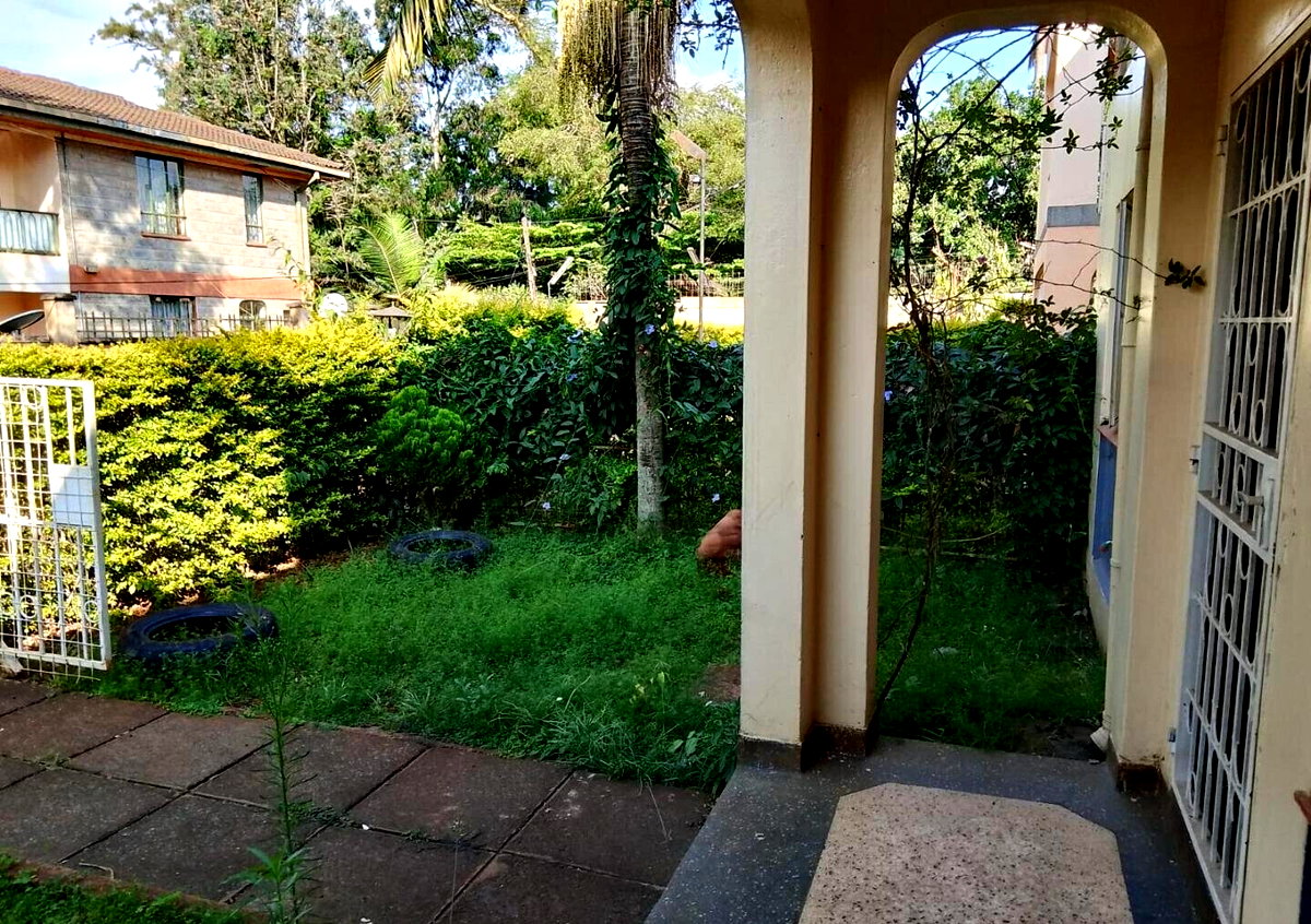 4BR Old-Style Townhouse with DSQ & Front Garden – Peponi, Nairobi
