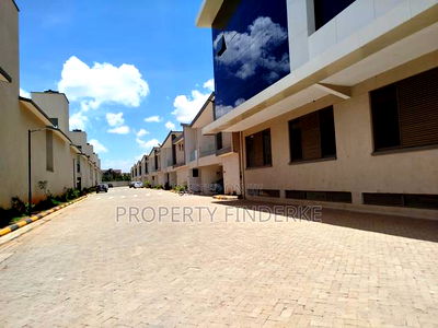 4bdrm Townhouse/Terrace in Katani for sale - Image 1