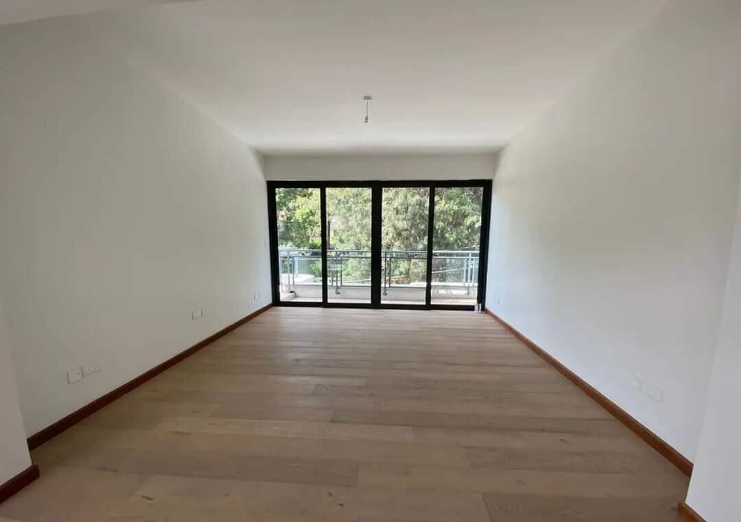 Ultra-Modern 5-Ensuite Townhouse with DSQ & Home Office - Lavington