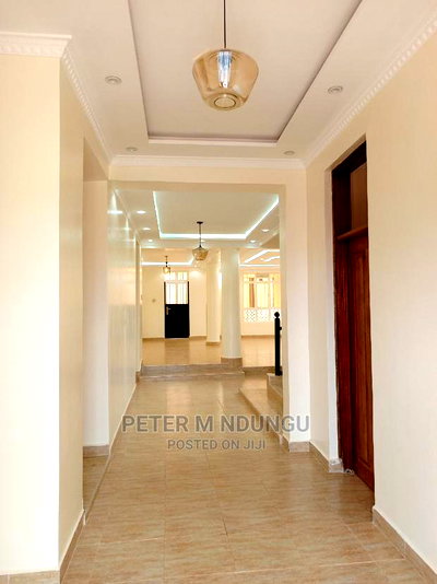 6bdrm Maisonette in Membley Estate for sale - Image 11