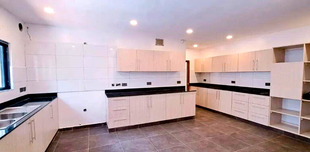 Half Acre 4BR Haven for KSh 606K