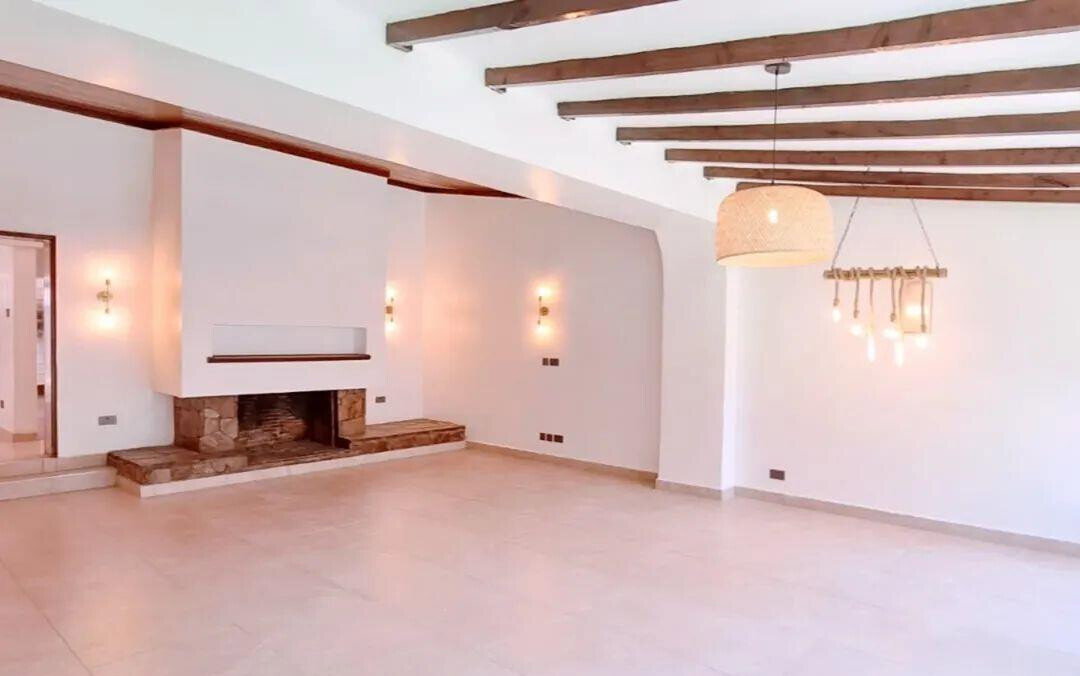 Half Acre 4BR Haven for KSh 606K