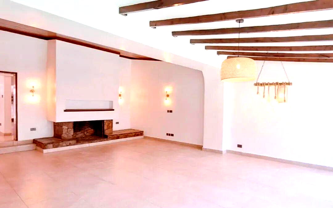 Half Acre 4BR Haven for KSh 606K
