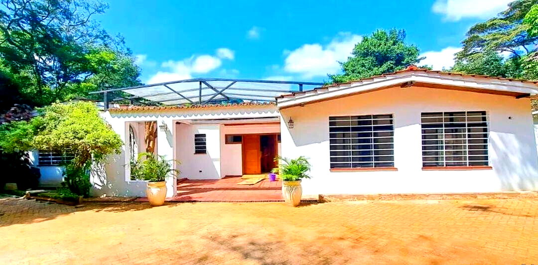 Half Acre 4BR Haven for KSh 606K
