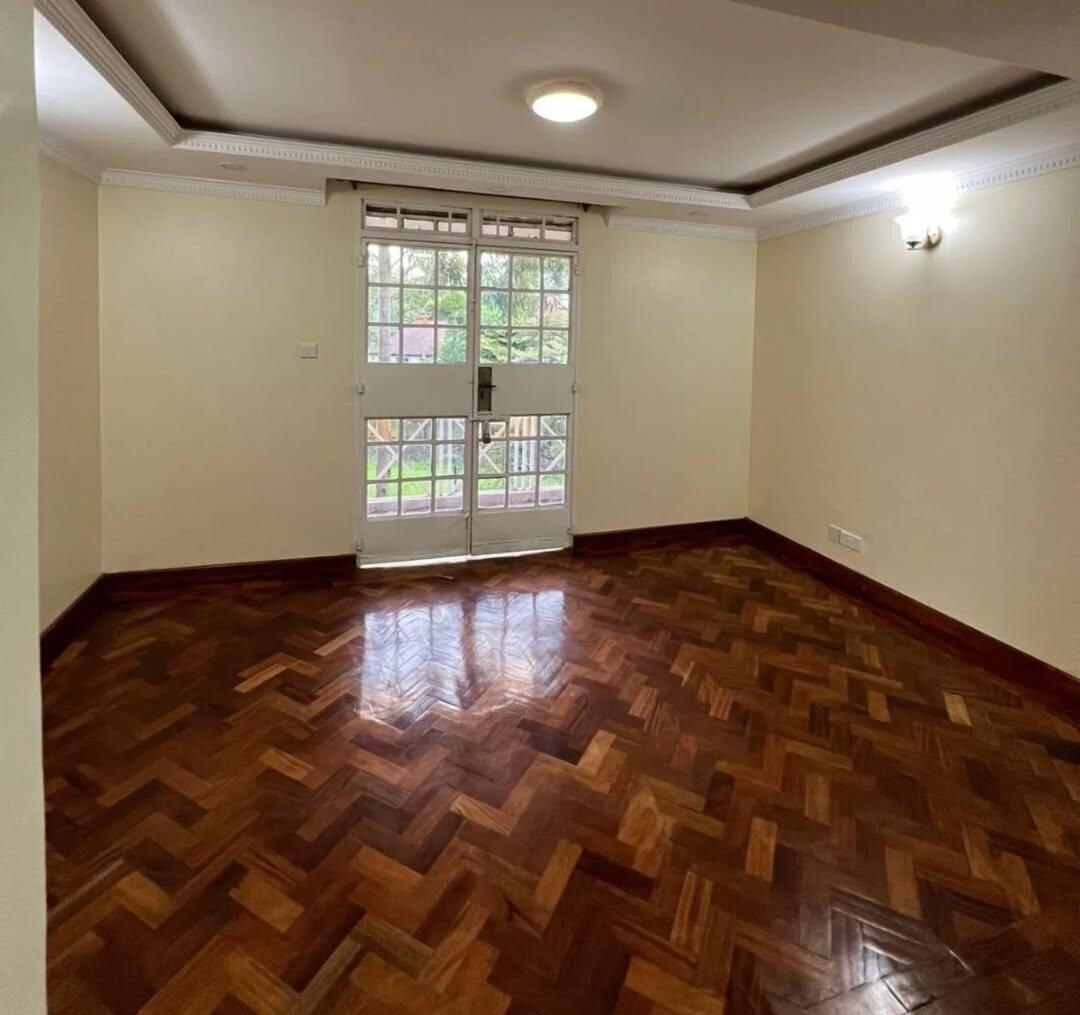 5-Ensuite Townhouse with DSQ & Private Garden - Lavington