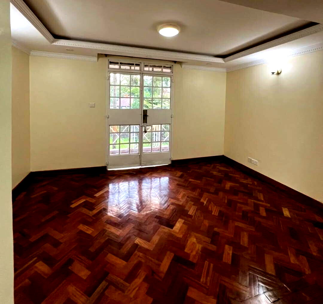 5-Ensuite Townhouse with DSQ & Private Garden - Lavington