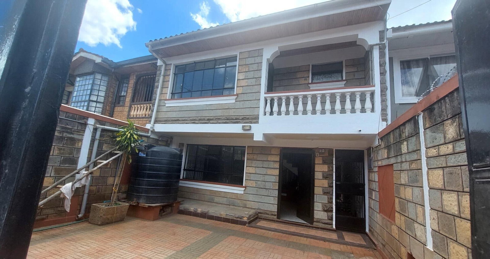 Remodeled 3BR Townhouse with Guest Room & DSQ - South C