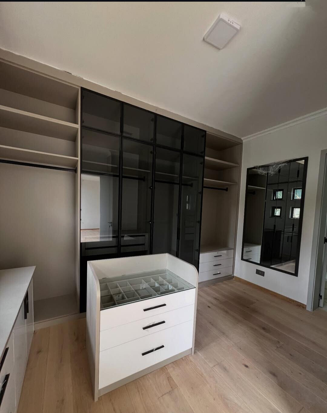 5-Ensuite Townhouse with Private Garden in Secure Lavington Estate