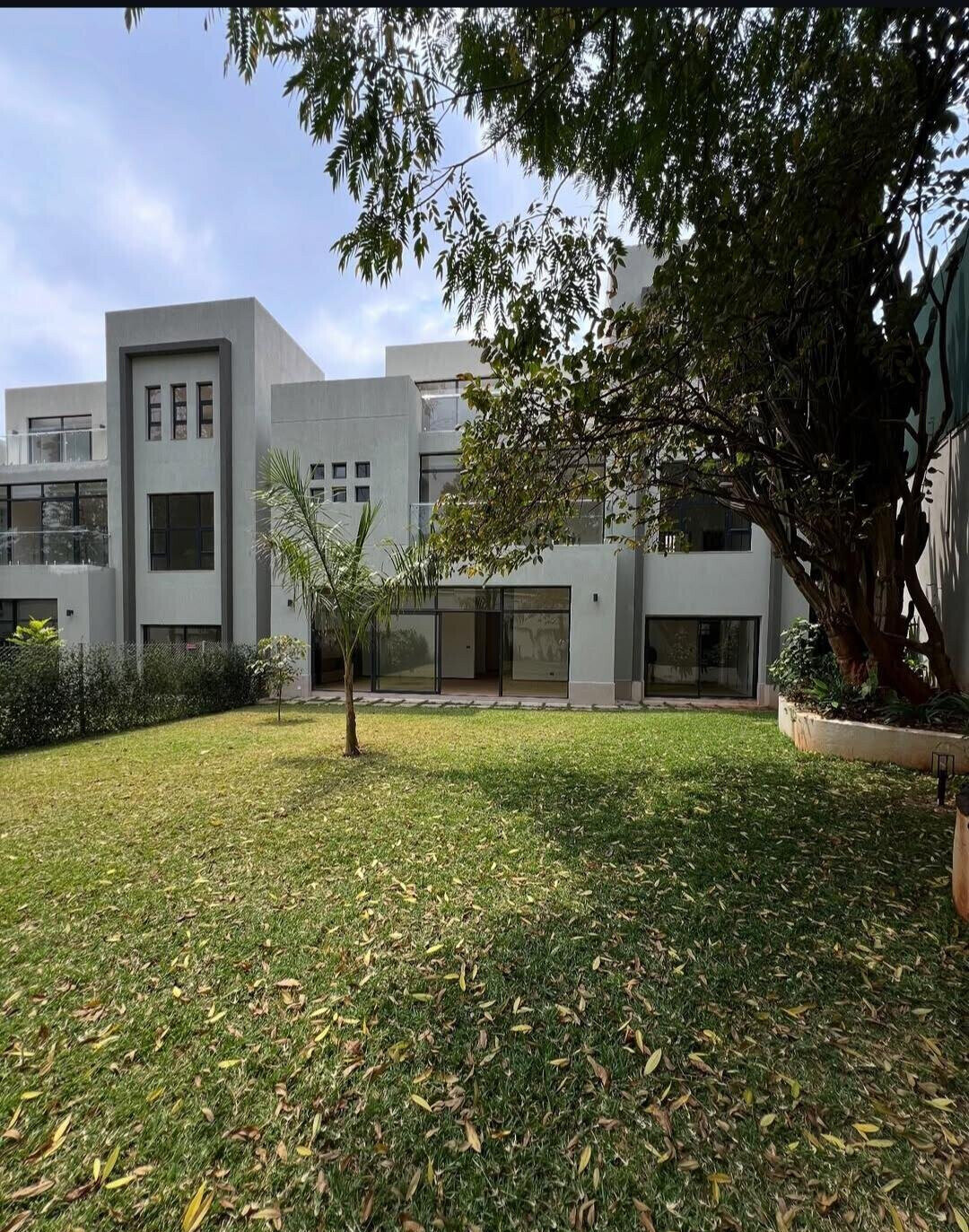 5-Ensuite Townhouse with Private Garden in Secure Lavington Estate