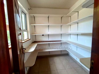 5bdrm House in Roysambu for sale - Image 8