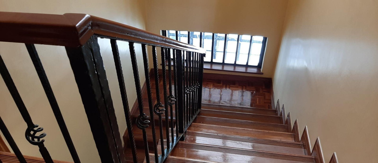 4BR Townhouse with DSQ & Wooden Floors - Westlands