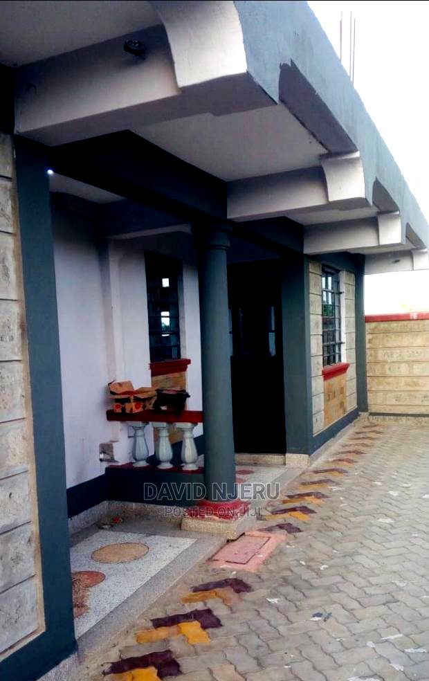 Mini Flat in Kamulu Emanuel Court for rent