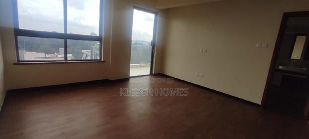 4bdrm Duplex in Westlands for Sale