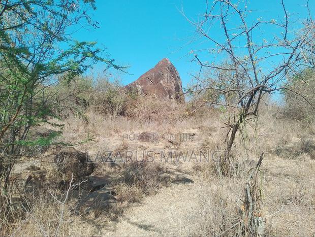10 Acres of Land Good for Hotel Near Makutano Mwea