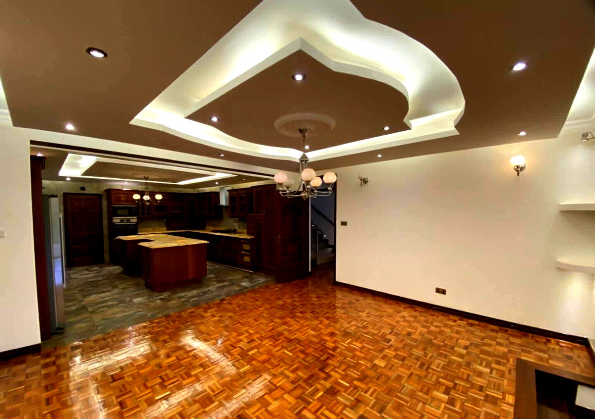 Half Acre 4BR Haven at KSh 580K