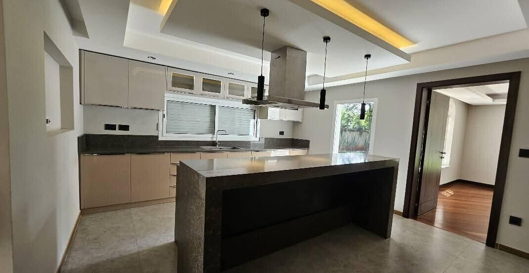 Brand-New 5BR All-Ensuite Standalone with DSQ on Half Acre - Old Runda