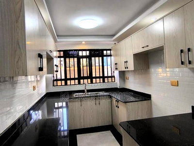 7bdrm Townhouse/Terrace in Kenyatta Road for sale - Image 2